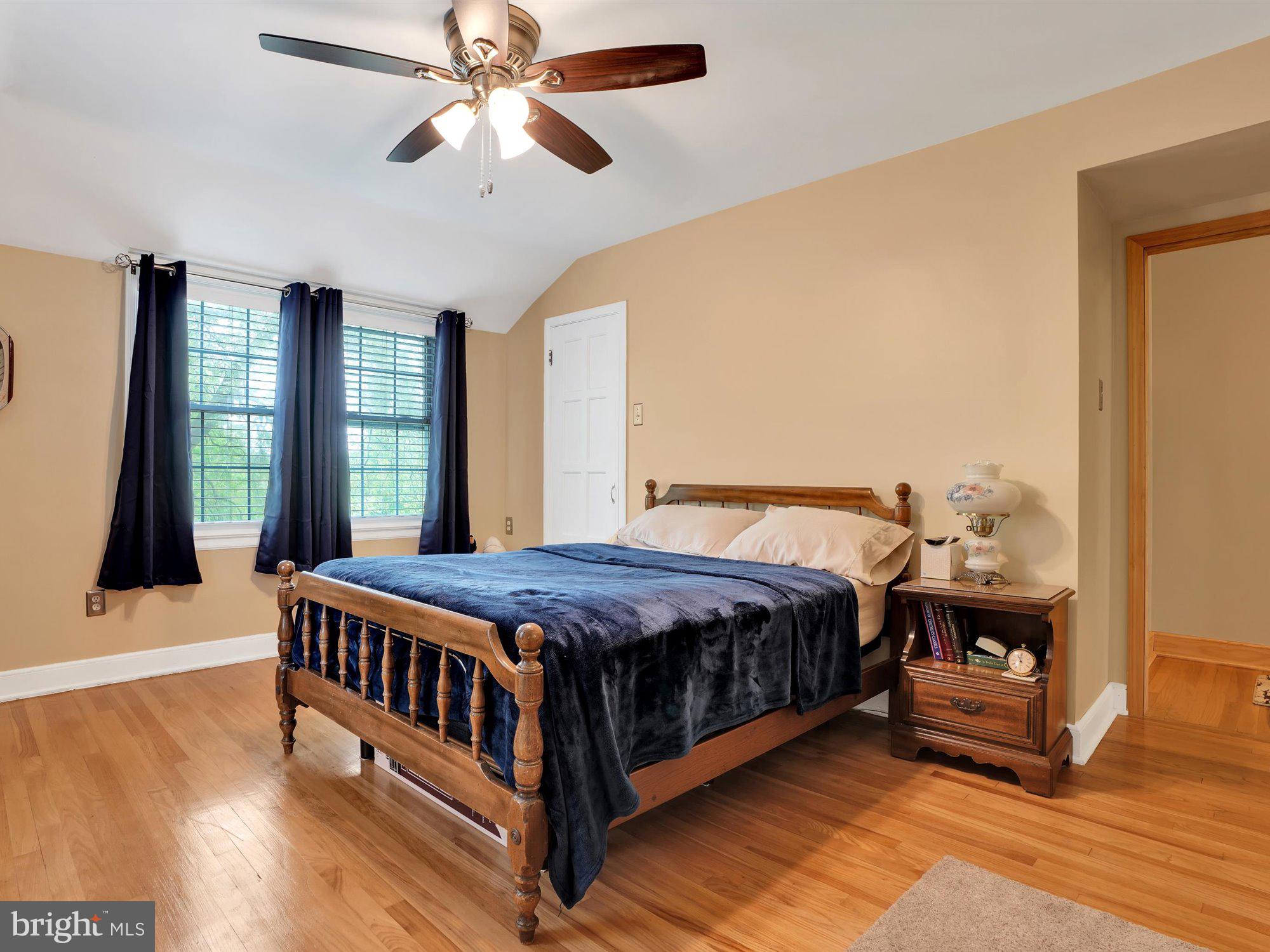 200 Country Club Road York, PA 17403 - Photo 14 of 22 Upstairs bedroom 2b