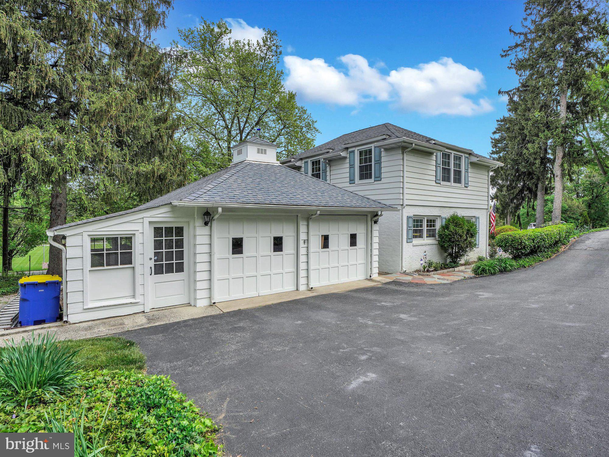 200 Country Club Road York, PA 17403 - Photo 21 of 22 2 Car garage + built-in shed