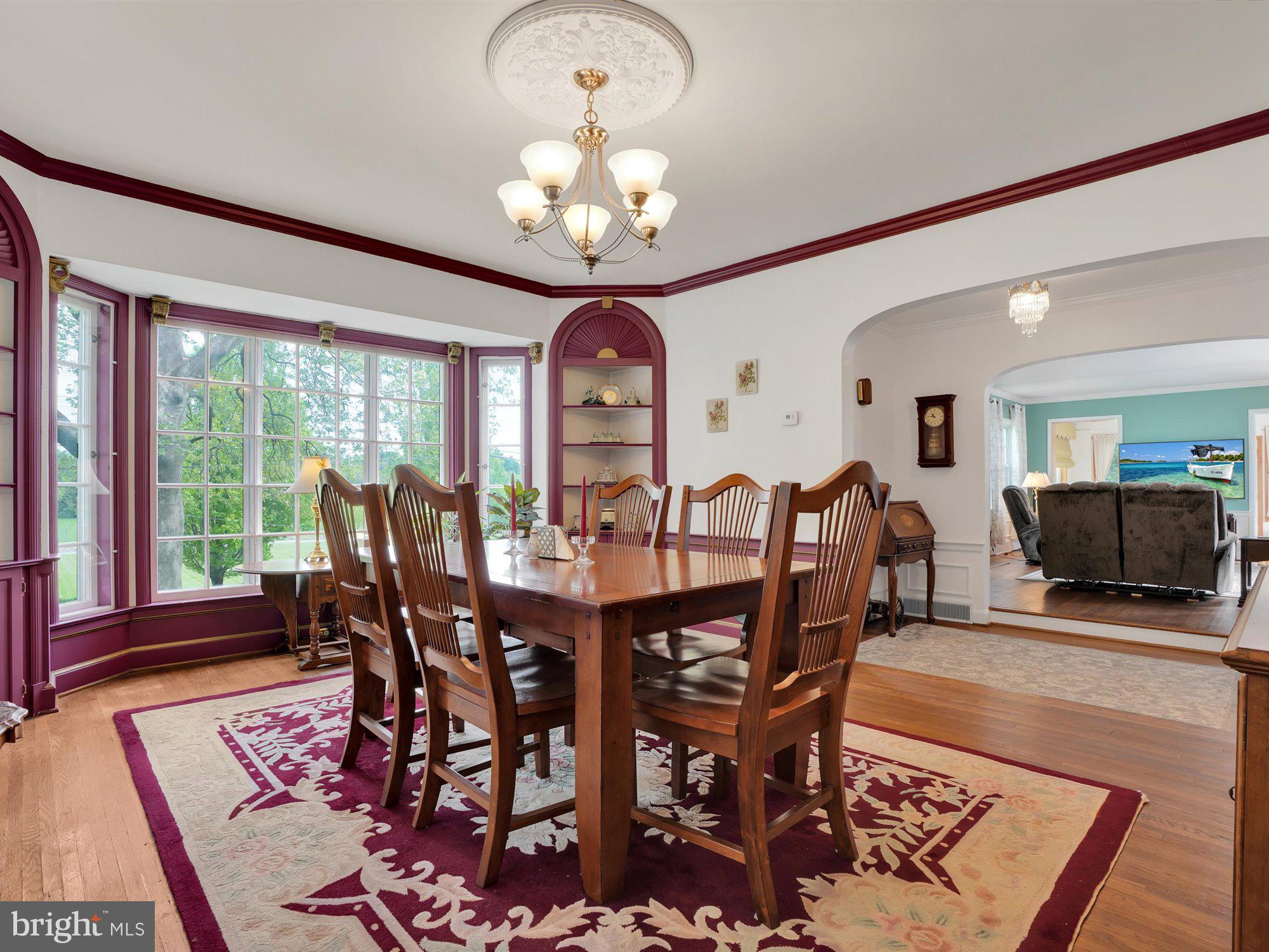 200 Country Club Road York, PA 17403 - Photo 5 of 22 Dining Room
