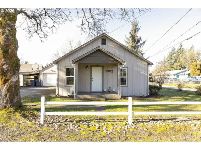 $385,000 | 1002 Goucher Street, Amity, OR 97101