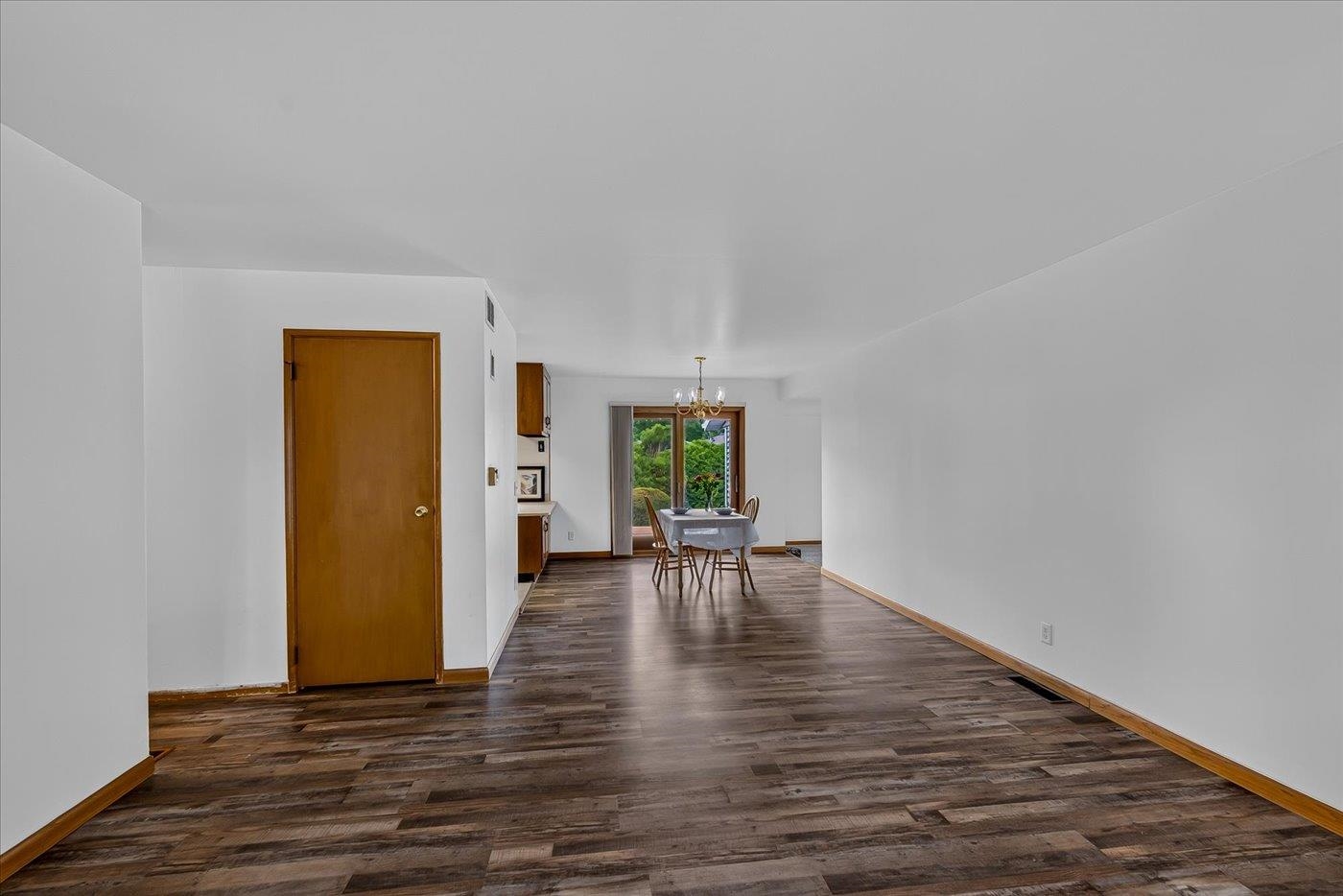 33 Belmont Road Madison, WI 53714 - Photo 7 of 40