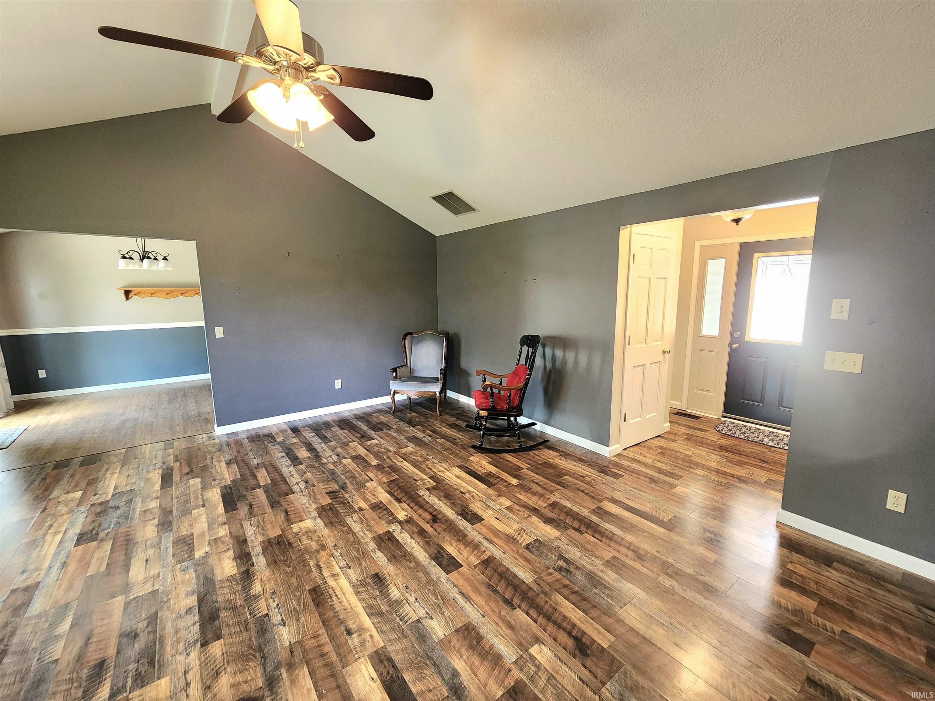 9421 Mill Ridge Run Fort Wayne, IN 46835 - Photo 4 of 27