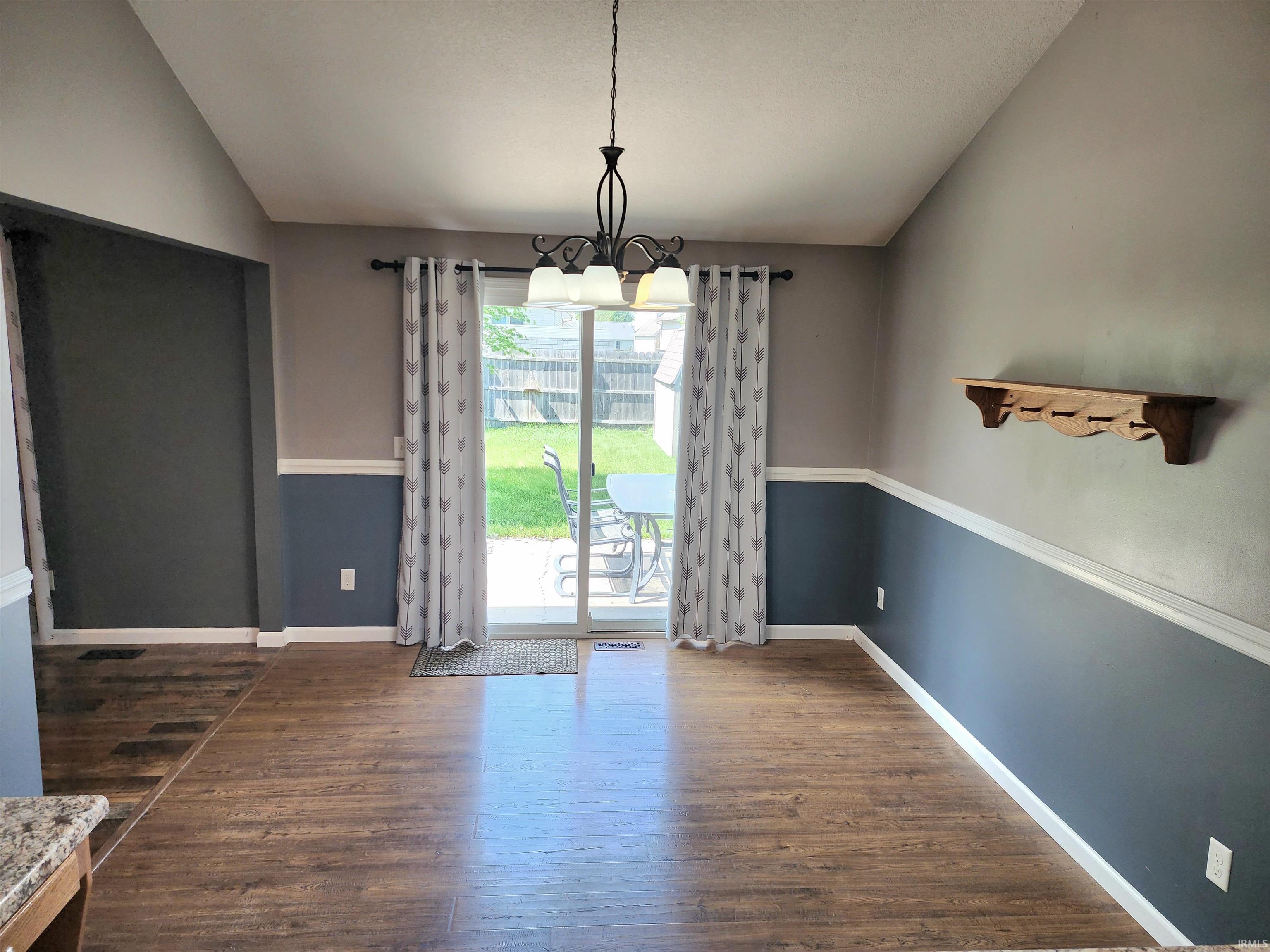 9421 Mill Ridge Run Fort Wayne, IN 46835 - Photo 7 of 27