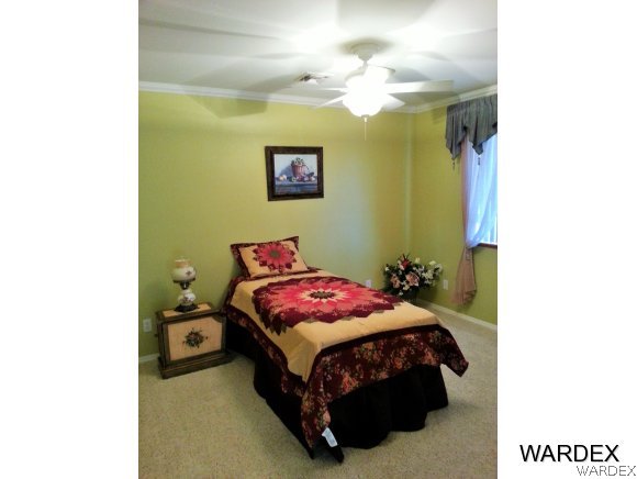 1566 South Eden Road Golden Valley, AZ 86413 - Photo 15 of 22 Guest bedroom