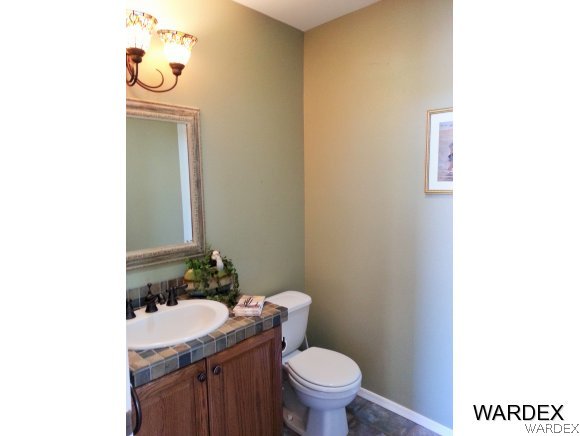 1566 South Eden Road Golden Valley, AZ 86413 - Photo 18 of 22 Guest half bath