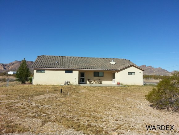 1566 South Eden Road Golden Valley, AZ 86413 - Photo 3 of 22 Rear view of home