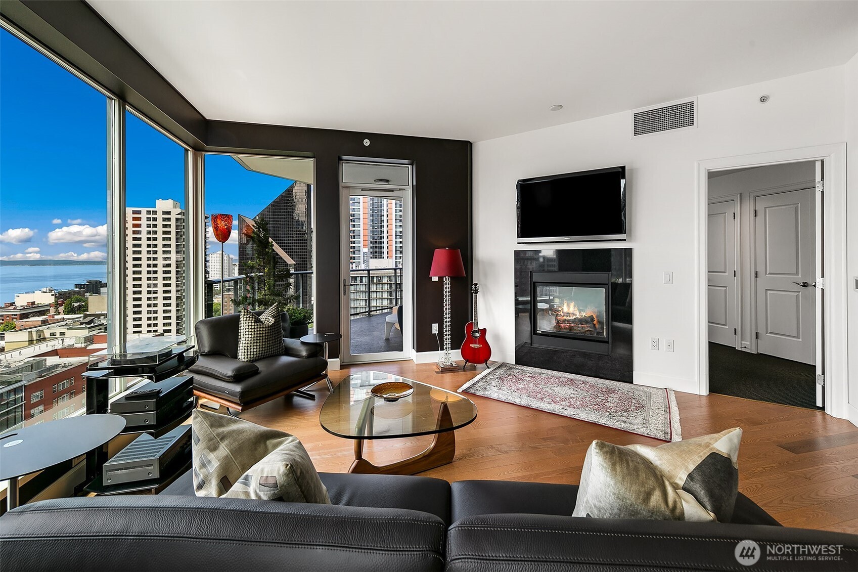 1920 4th Avenue, Unit 1702 Seattle, WA 98101 - Photo 24 of 38