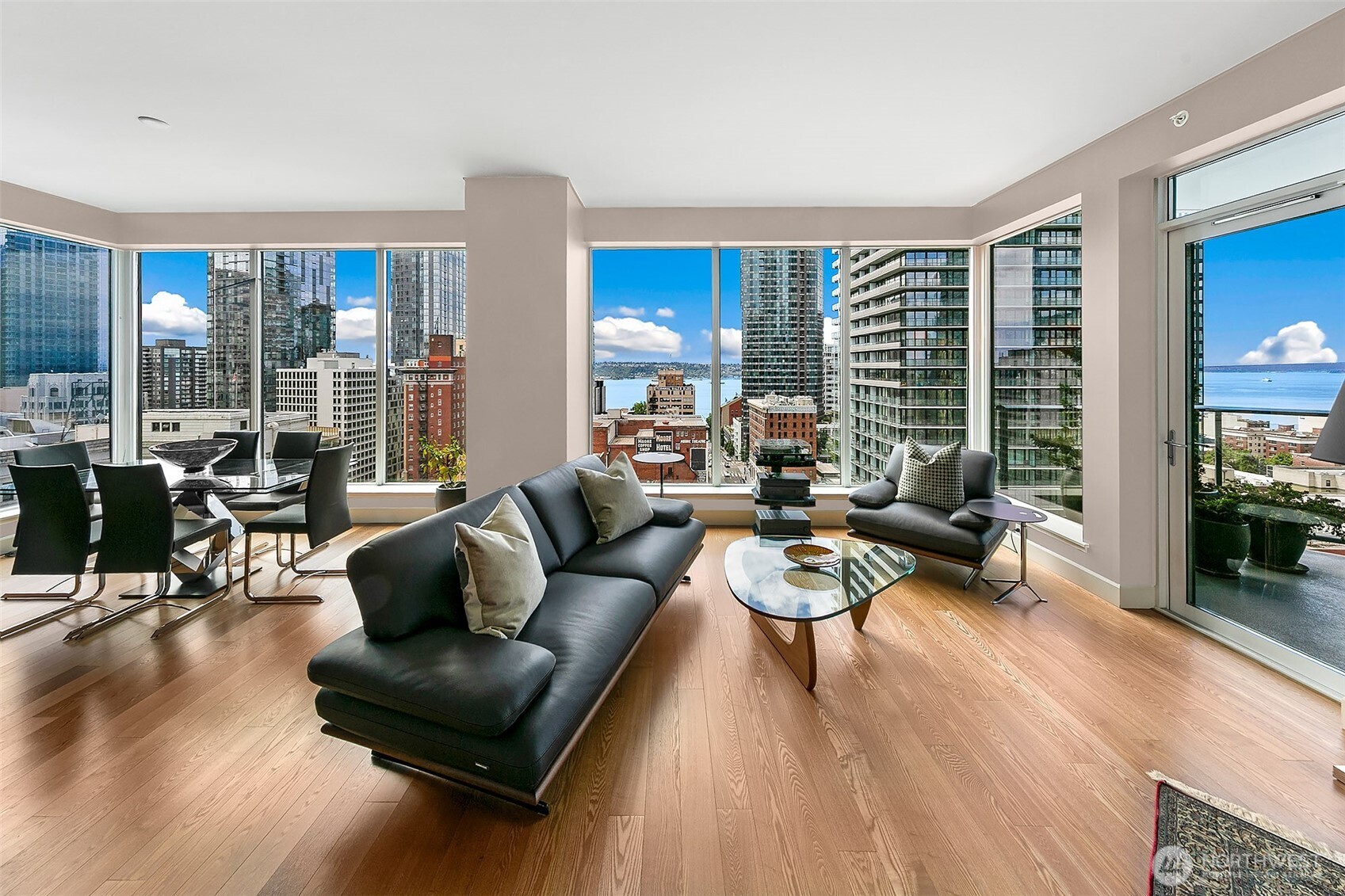 1920 4th Avenue, Unit 1702 Seattle, WA 98101 - Photo 6 of 38