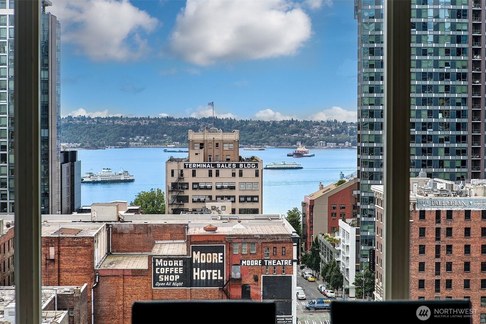 1920 4th Avenue, Unit 1702 Seattle, WA 98101 - Photo 10 of 38