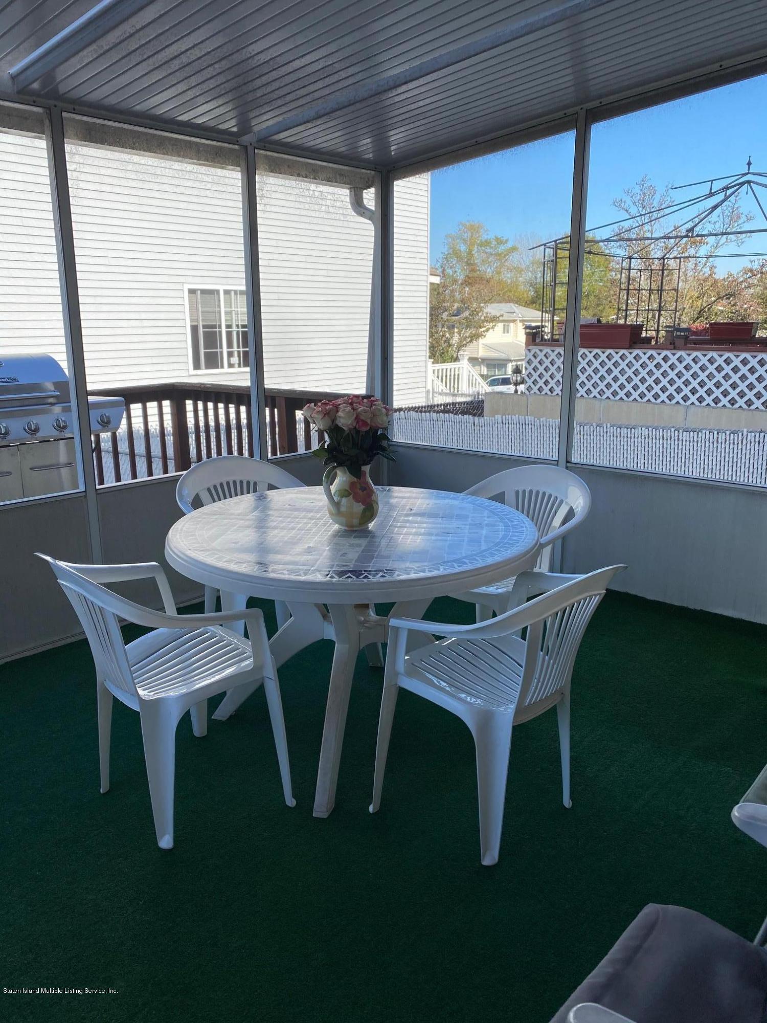 61 Token Street Staten Island, NY 10312 - Photo 11 of 17 screen room of of EIK