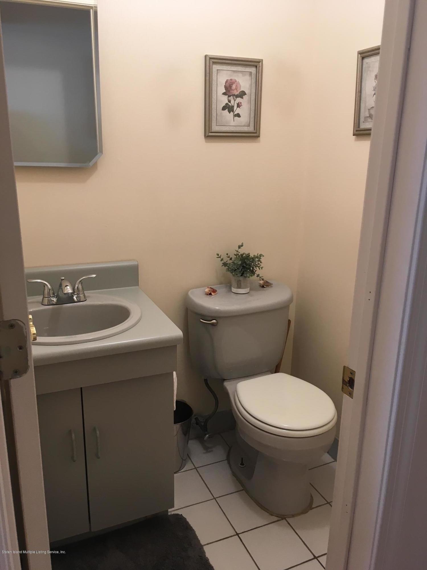 61 Token Street Staten Island, NY 10312 - Photo 6 of 17 1/2 Bath
