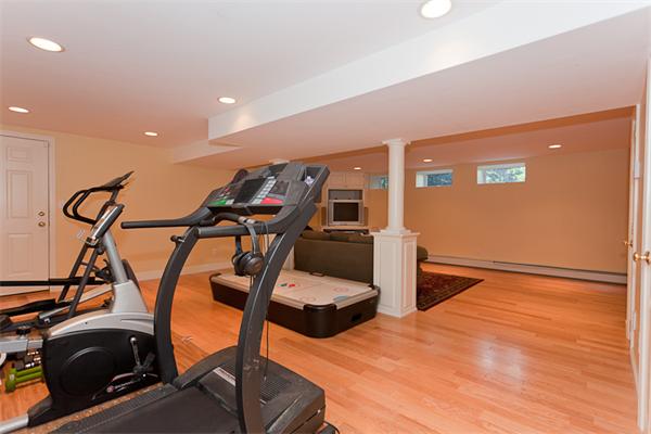 11 Greybirch Road Andover, MA 01810 - Photo 11 of 14 Gallery Image 11