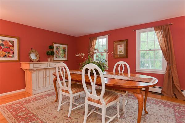 11 Greybirch Road Andover, MA 01810 - Photo 3 of 14 Gallery Image 3