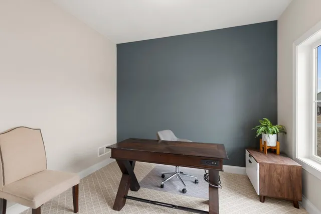 $799,900 | 636 Parkside Court, Eagan, MN 55123