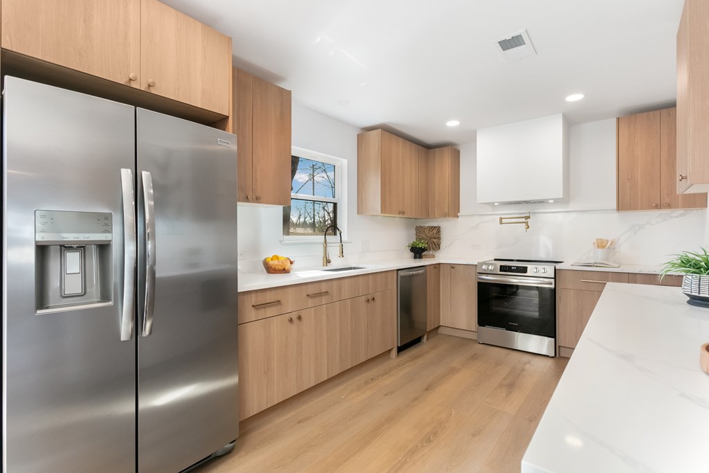 809 North Edison Street Fredericksburg, TX 78624 - Photo 18 of 31