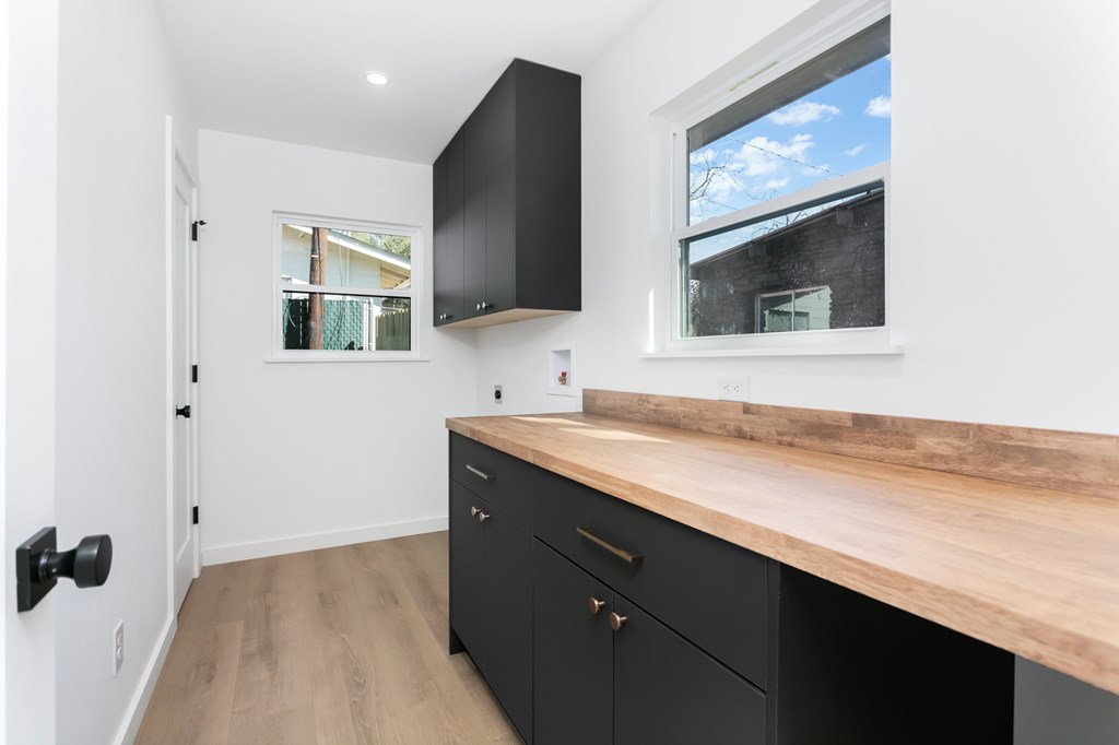 809 North Edison Street Fredericksburg, TX 78624 - Photo 20 of 31