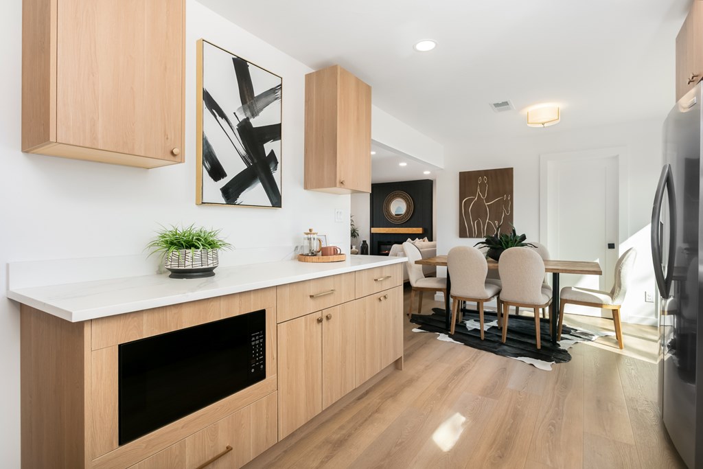 809 North Edison Street Fredericksburg, TX 78624 - Photo 6 of 31