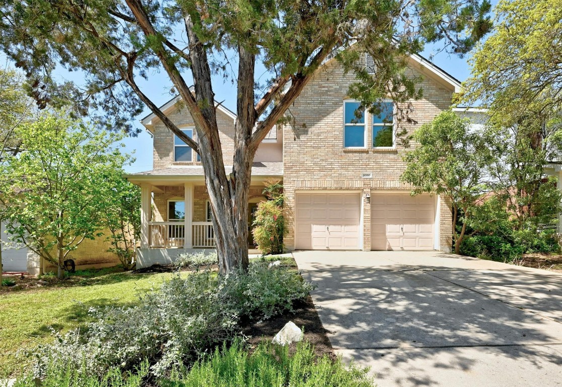 Beautiful and inviting curb appeal at this popular, South Austin neighborhood of Legend Oaks
