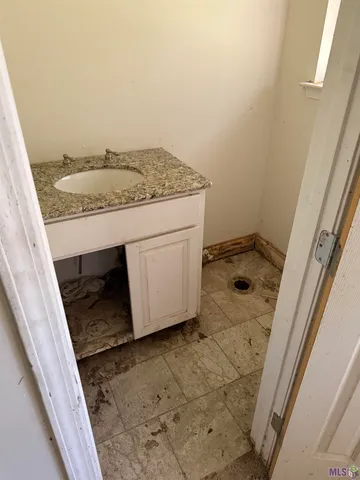 $60,000 | 6204 Molino Drive, Baker, LA 70714