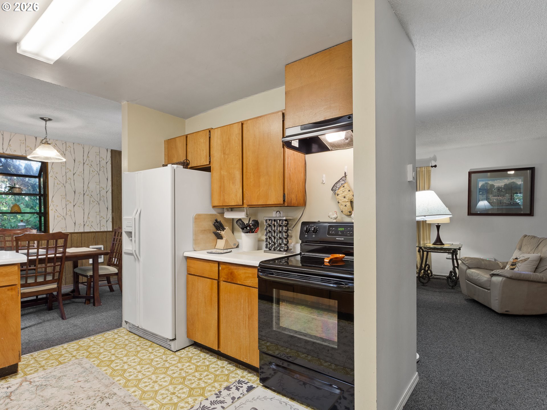 4510 Mapleton Drive West Linn, OR 97068 - Photo 5 of 26