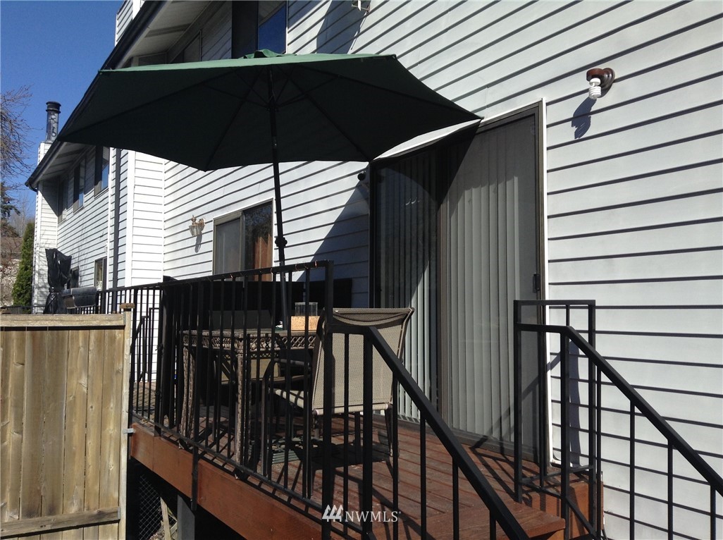 4207 Northeast 5th Street, Unit 4207 Renton, WA 98059 - Photo 7 of 7