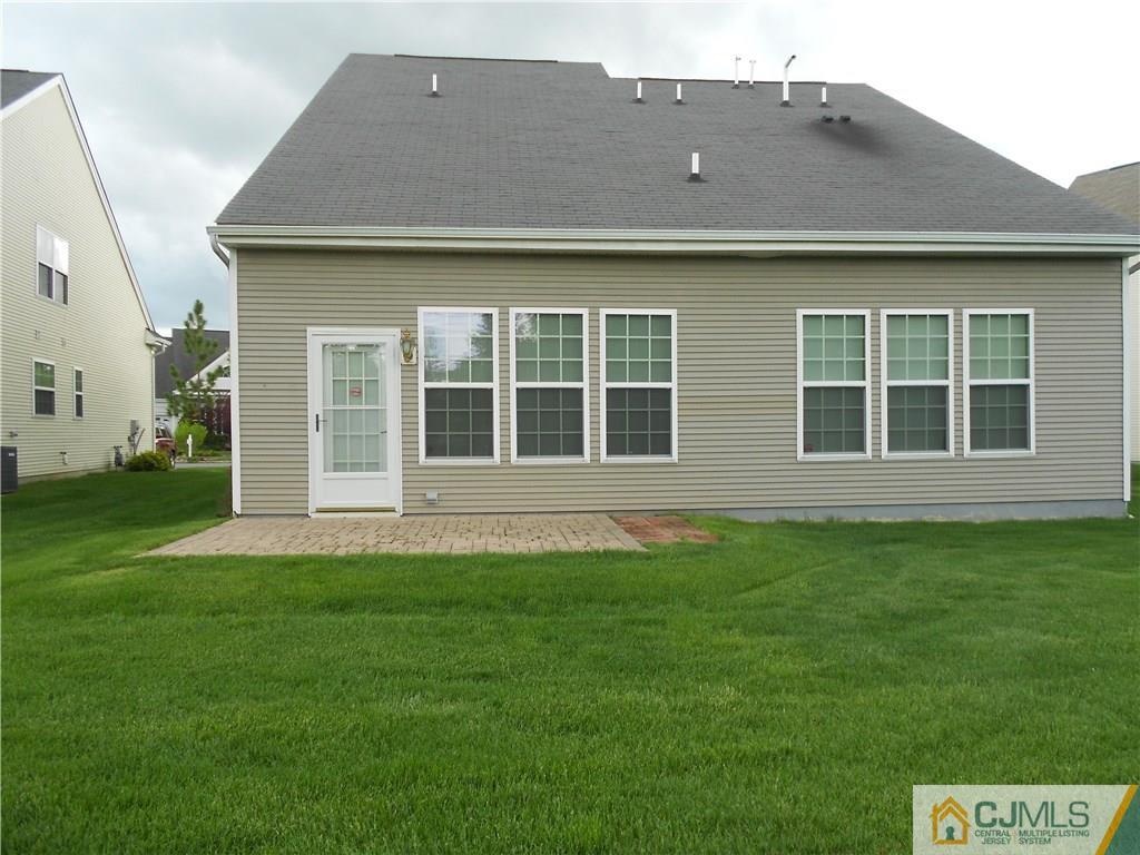 58 Pebble Creek Road Dayton, NJ 08810 - Photo 14 of 16 Gallery Image 14