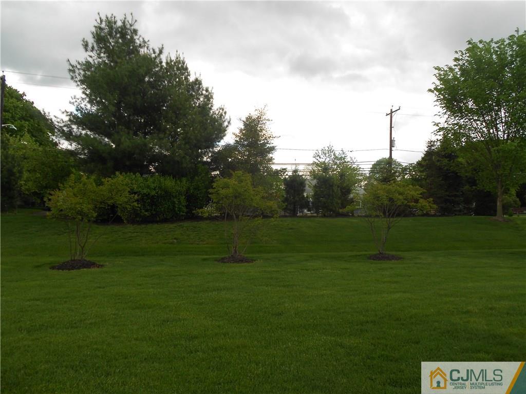 58 Pebble Creek Road Dayton, NJ 08810 - Photo 15 of 16 Gallery Image 15