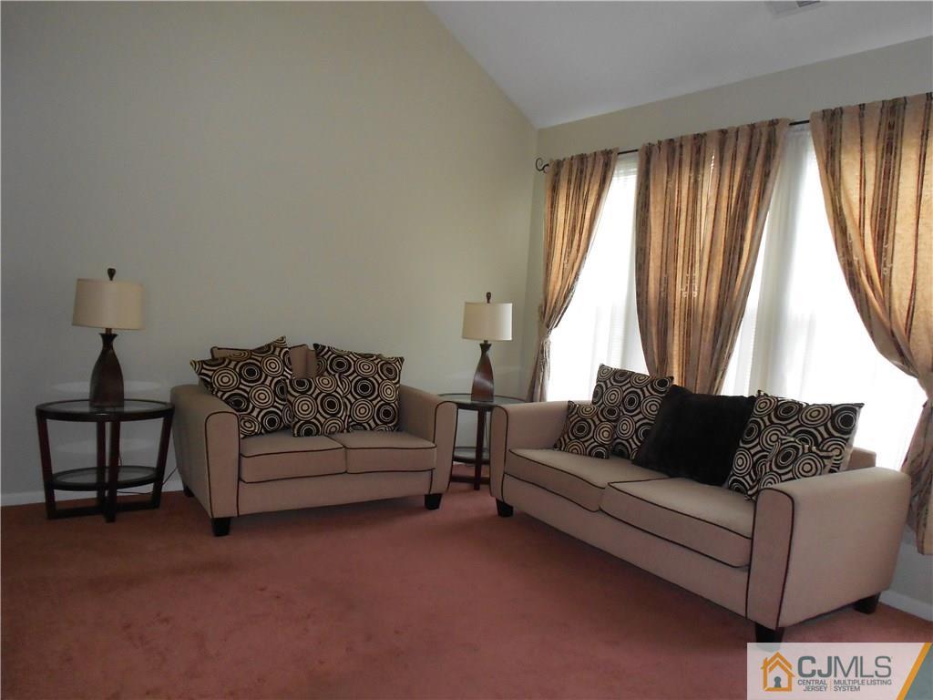 58 Pebble Creek Road Dayton, NJ 08810 - Photo 8 of 16 Gallery Image 8