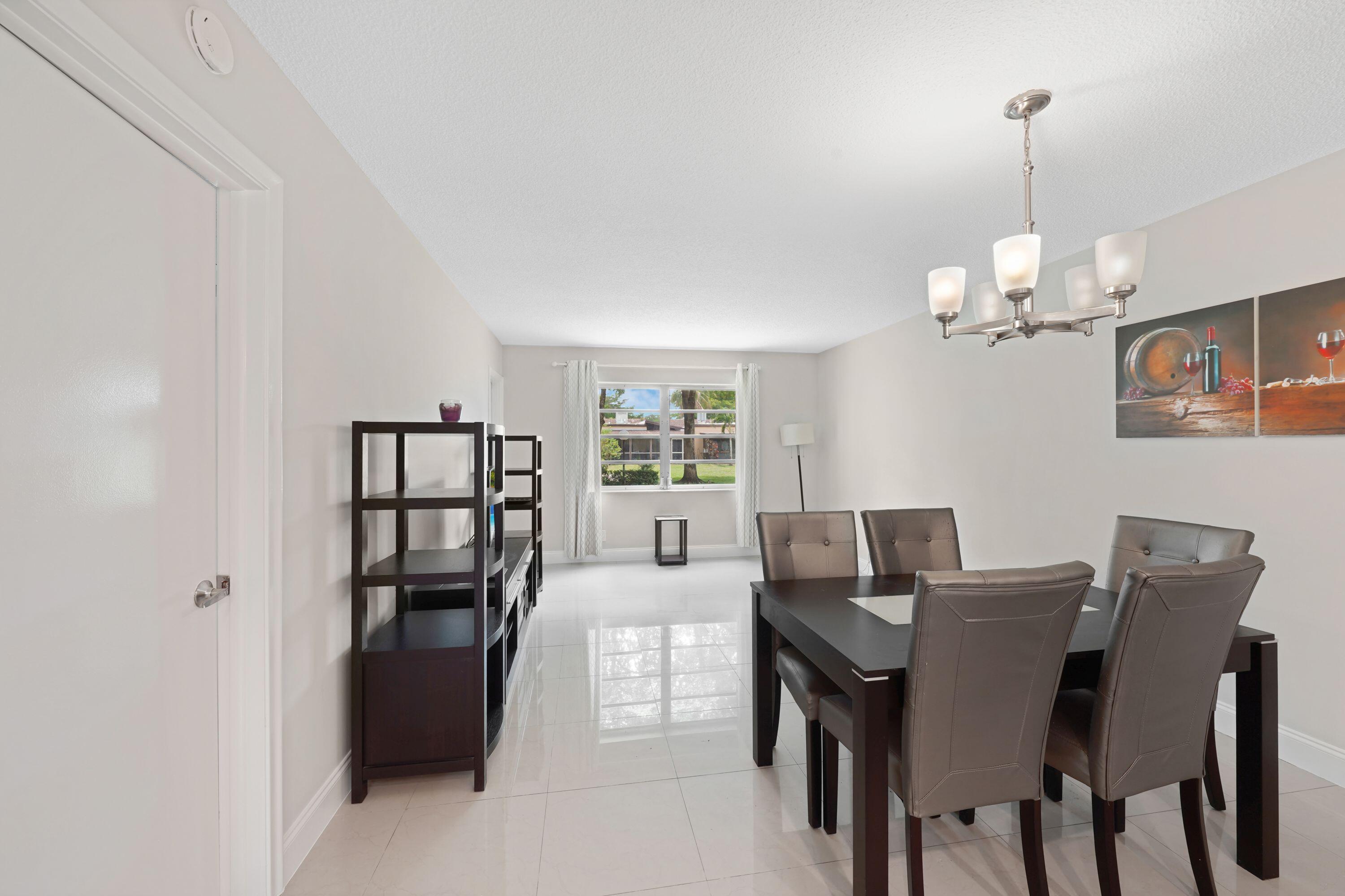 100 Berkley Road, Unit 109 Hollywood, FL 33024 - Photo 10 of 54 6