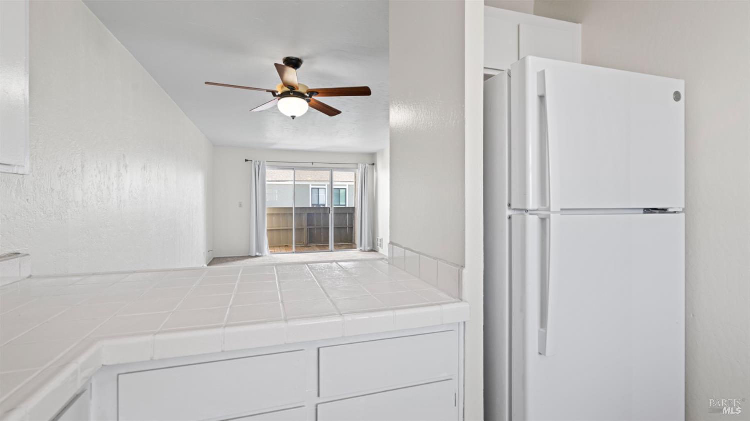 900 Southampton Road, Unit 140 Benicia, CA 94510 - Photo 15 of 22