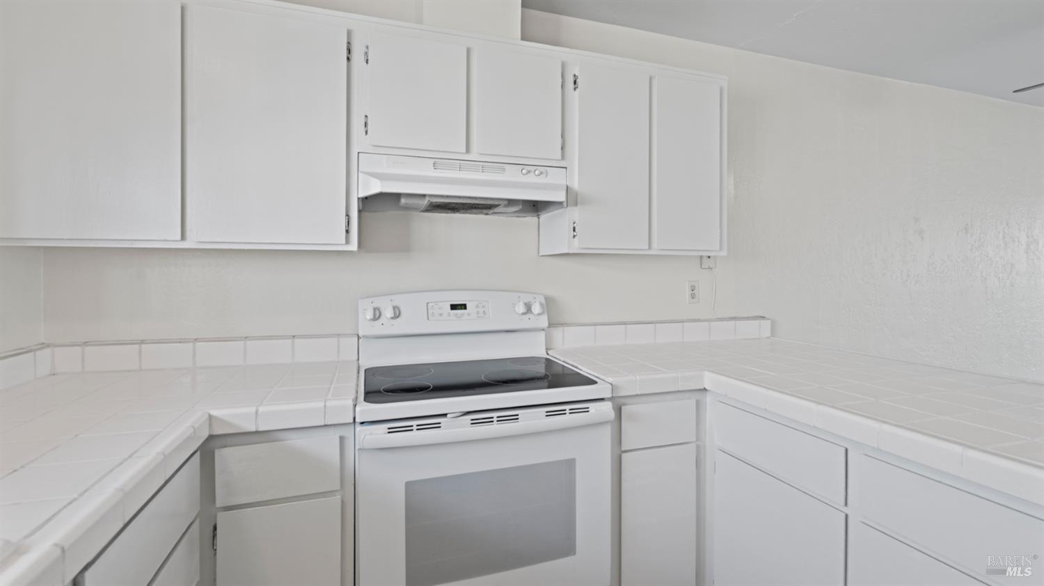 900 Southampton Road, Unit 140 Benicia, CA 94510 - Photo 16 of 22