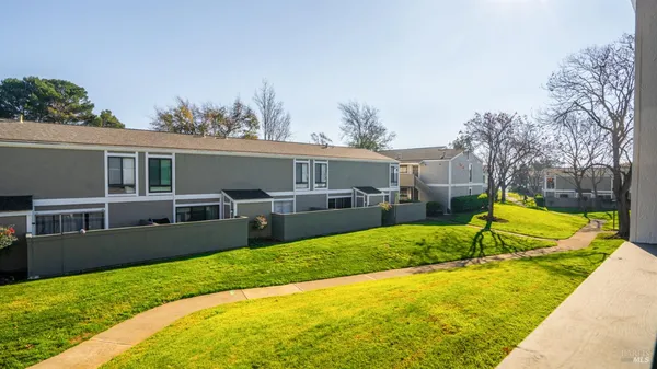 $280,000 | 900 Southampton Road, Unit 140, Benicia, CA 94510