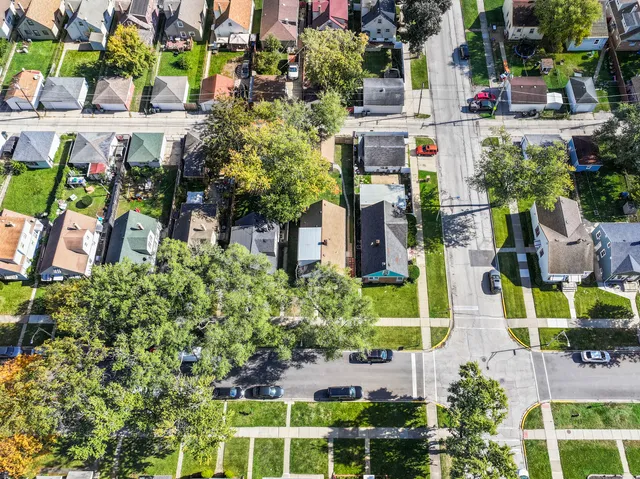 an aerial view of multiple house