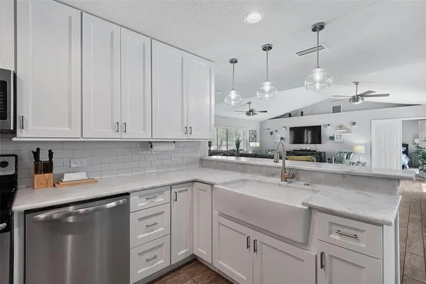 $669,900 | 12 Clarendon Court South, Palm Coast, FL 32137
