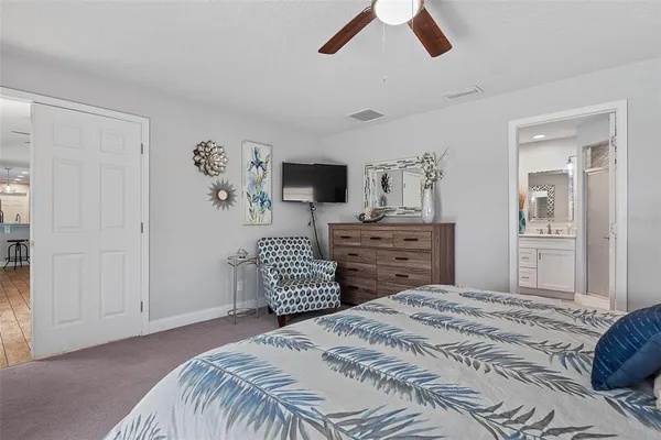 $669,900 | 12 Clarendon Court South, Palm Coast, FL 32137