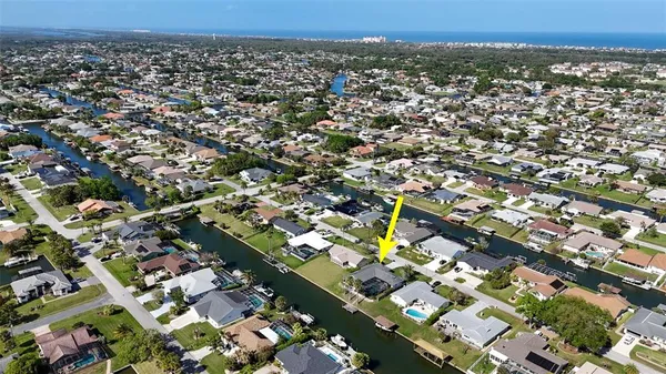 $669,900 | 12 Clarendon Court South, Palm Coast, FL 32137