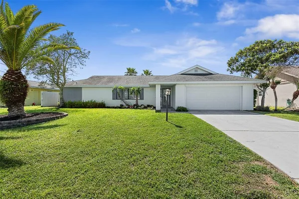 $669,900 | 12 Clarendon Court South, Palm Coast, FL 32137