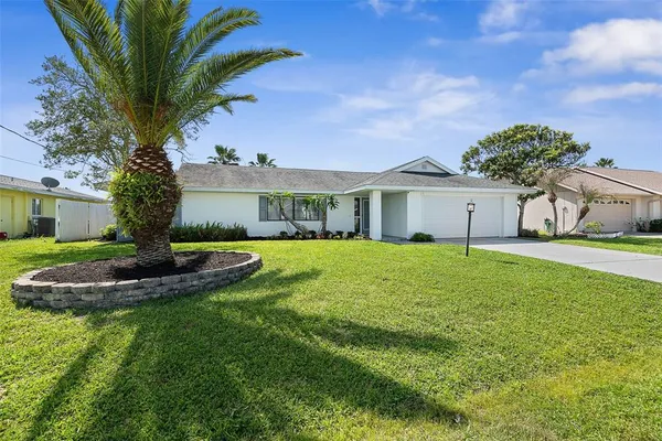 $669,900 | 12 Clarendon Court South, Palm Coast, FL 32137