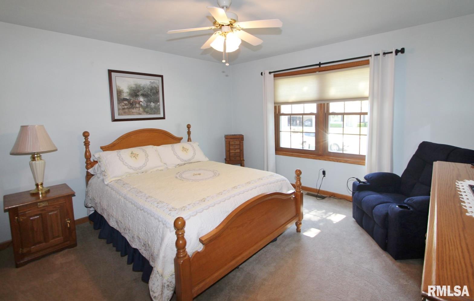 915 South Johanson Road Peoria, IL 61607 - Photo 20 of 51