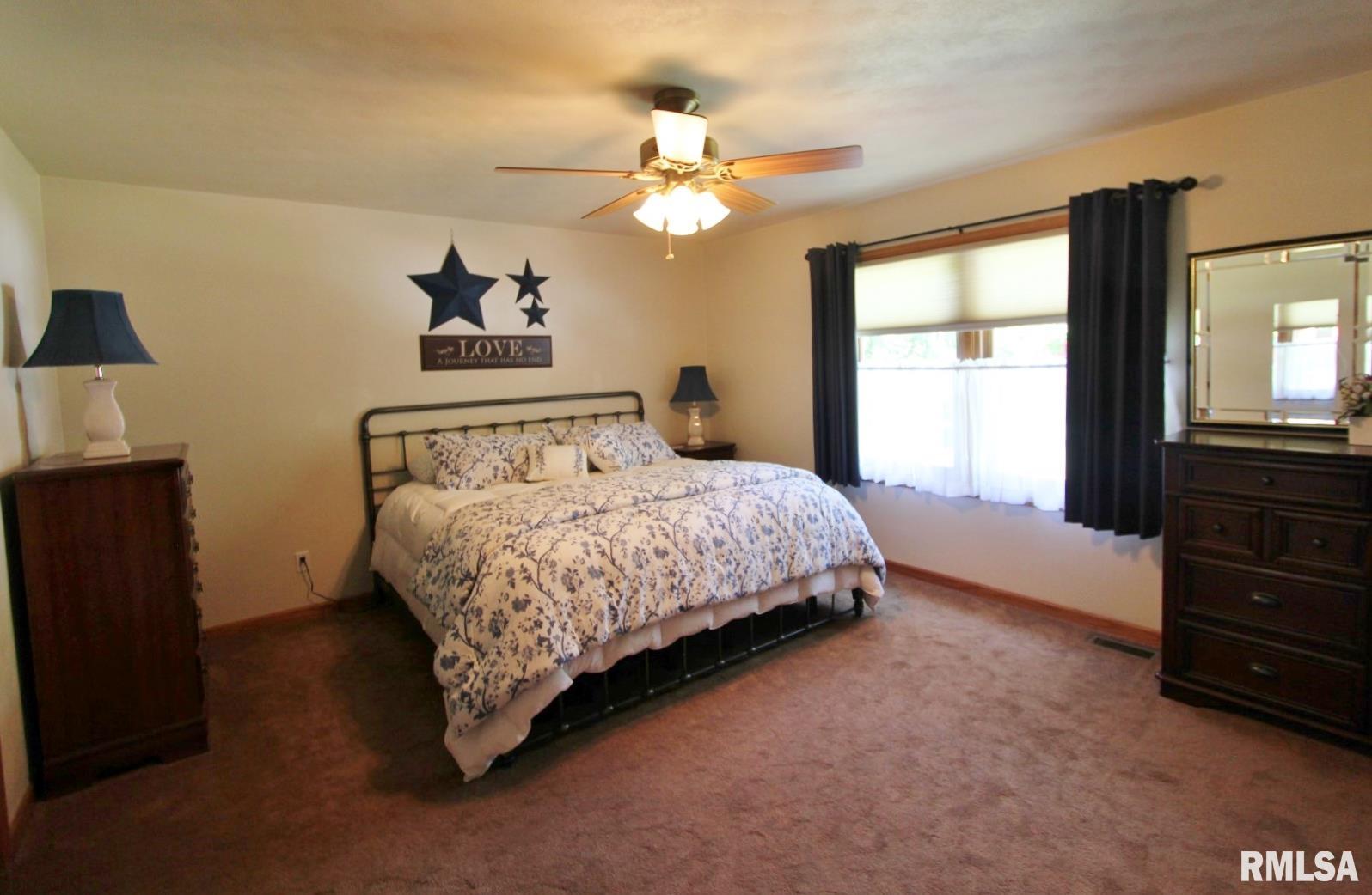 915 South Johanson Road Peoria, IL 61607 - Photo 24 of 51