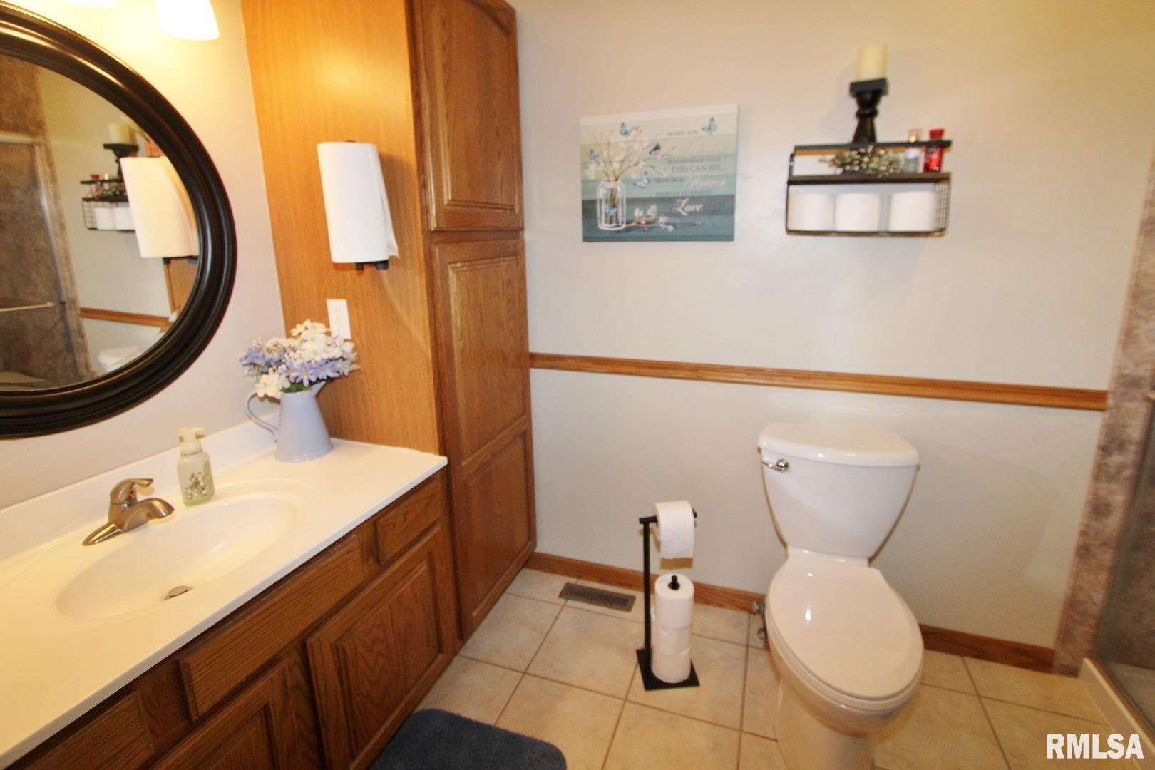 915 South Johanson Road Peoria, IL 61607 - Photo 28 of 51