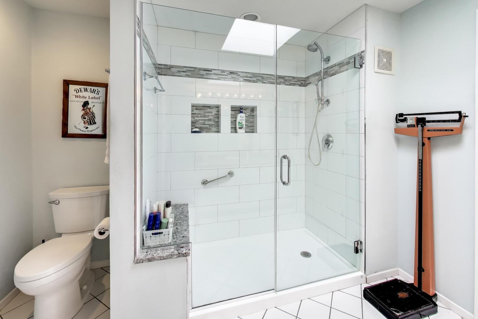 352 Kelburn Road, Unit 323 Deerfield, IL 60015 - Photo 20 of 28