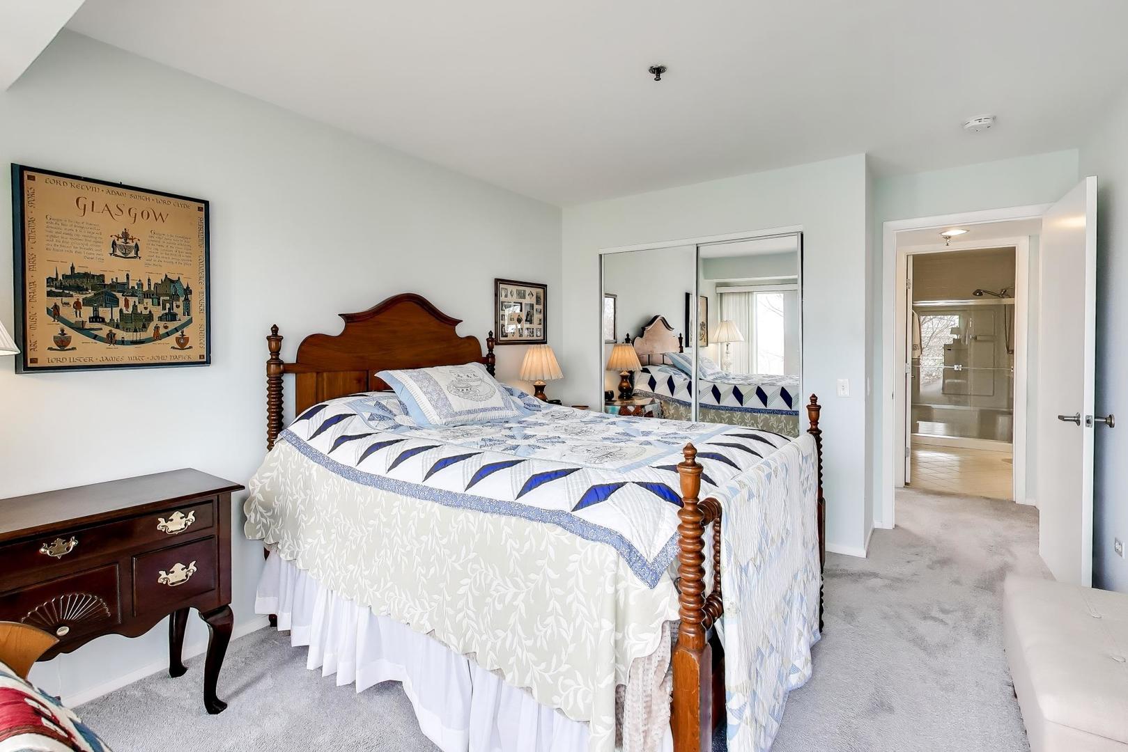 352 Kelburn Road, Unit 323 Deerfield, IL 60015 - Photo 22 of 28