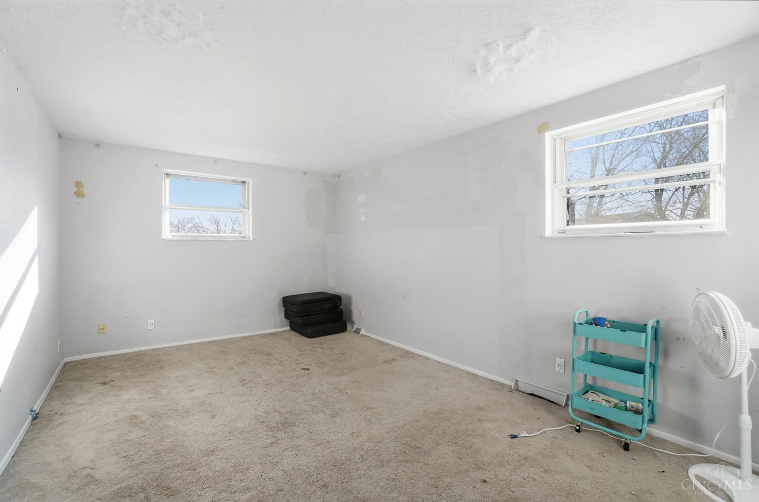 4357 Hubble Road Cincinnati, OH 45247 - Photo 11 of 23