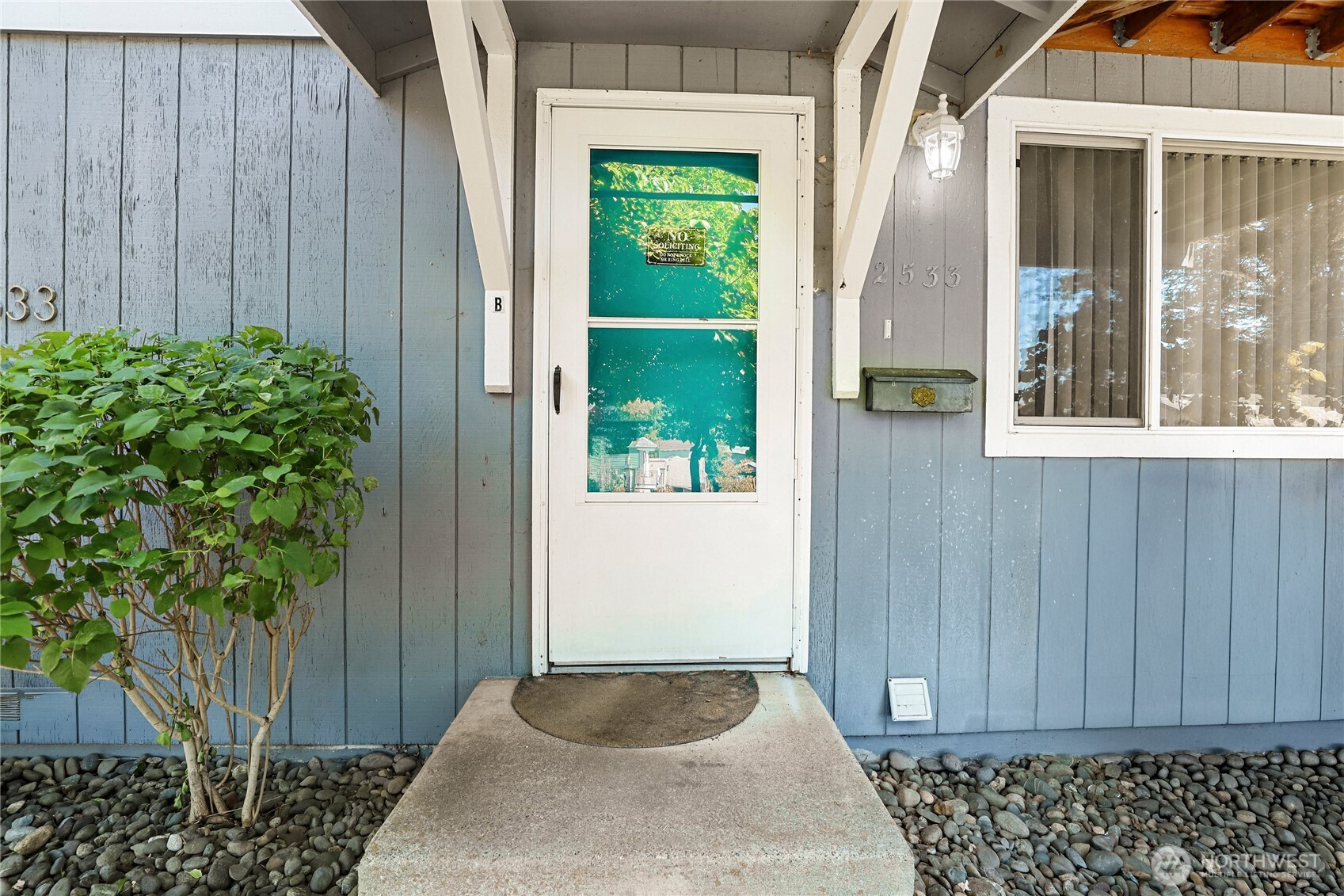 2533 Fir Avenue Bremerton, WA 98310 - Photo 21 of 38 a view of outdoor space