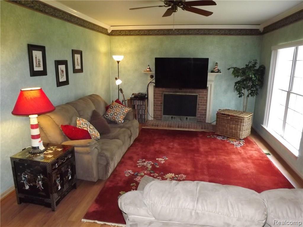 631 Whitney Drive Rochester Hills, MI 48307 - Photo 7 of 14