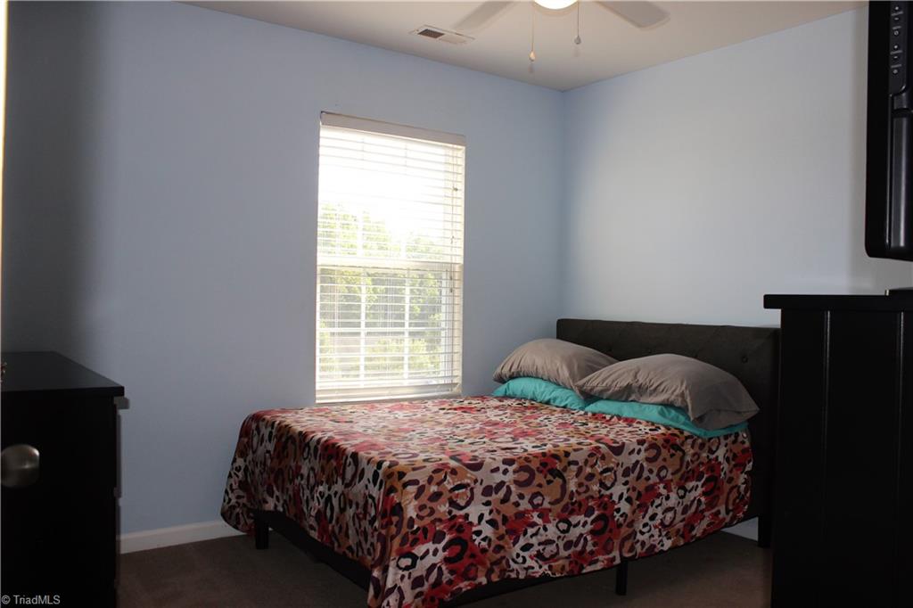 837 Hedgepath Terrace High Point, NC 27265 - Photo 16 of 30 Gallery Image 16