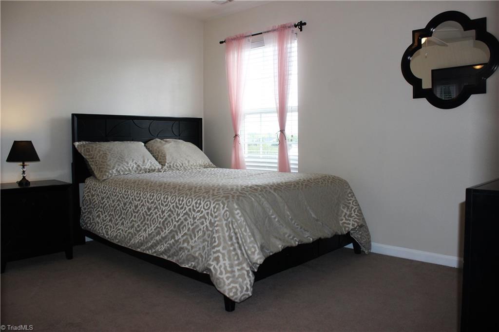 837 Hedgepath Terrace High Point, NC 27265 - Photo 17 of 30 Gallery Image 17