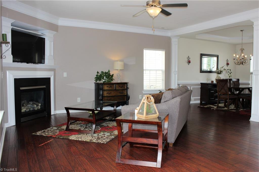 837 Hedgepath Terrace High Point, NC 27265 - Photo 7 of 30 Gallery Image 7