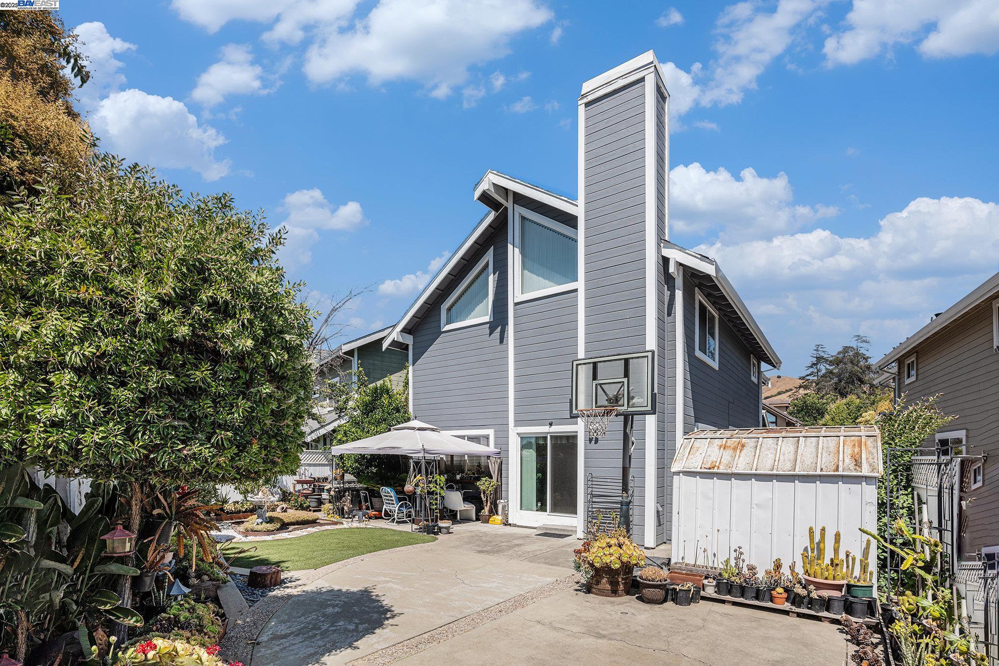 111 Overacker Terrace Fremont, CA 94536 - Photo 27 of 33 a street sign on a street corner